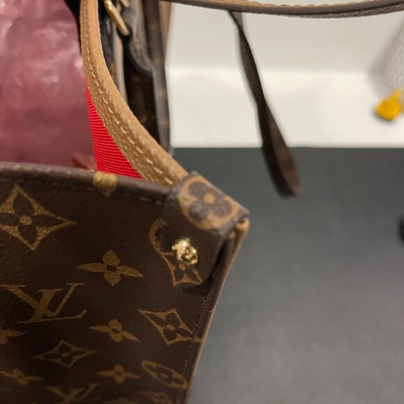 Louis Vuitton Monogram Reverse On The Go GM Shoulder Tote (127664-2) - Picture 10 of 15